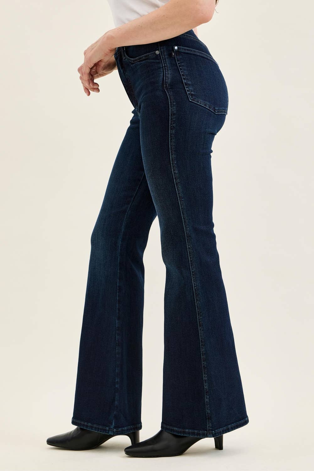 JUDY BLUE Strait Flare