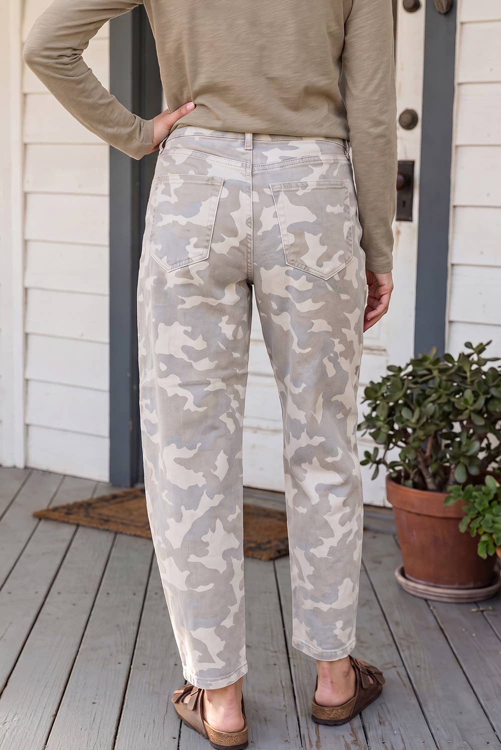 Camo Barrel Jeans